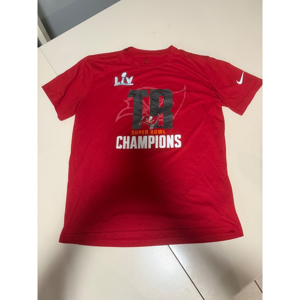 Nike Tampa Bay Buccaneers Super Bowl LV Champions Red Dri-FIT Shirt Mens Large
